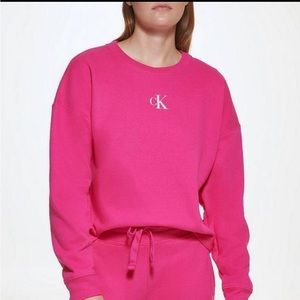 New $50 Calvin Klein Jeans Coordinating Crew Neck Long Sleeve Mini Logo Pink M